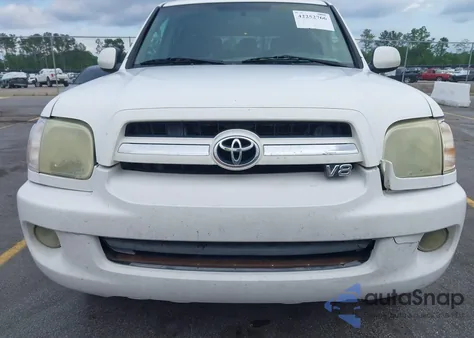 2005 Toyota Sequoia Sr5 V8 z USA, uszkodzony, nr VIN 5TDZT34A45S244001